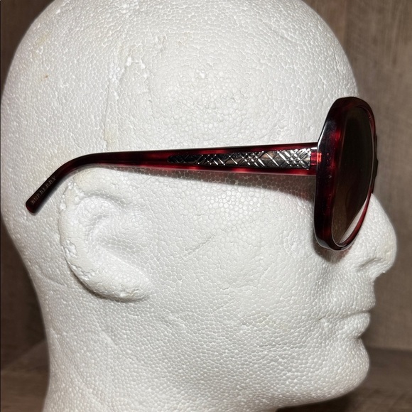 Burberry Sunglasses B4085 main image 11